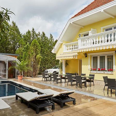 Gold House Pension Balatonfüred Екстериор снимка
